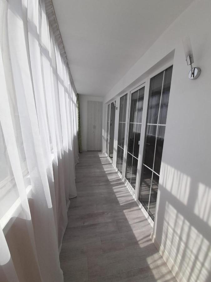 Изумруд Apartment Uralsk Exterior photo